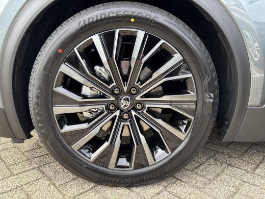 Toyota C-HR+ Executive AWD 77 kWh | Plus - Pakket | Warmte pomp | ActivLease financial lease