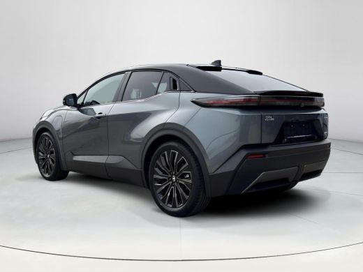 Toyota C-HR+ Executive AWD 77 kWh | Plus - Pakket | Warmte pomp | ActivLease financial lease