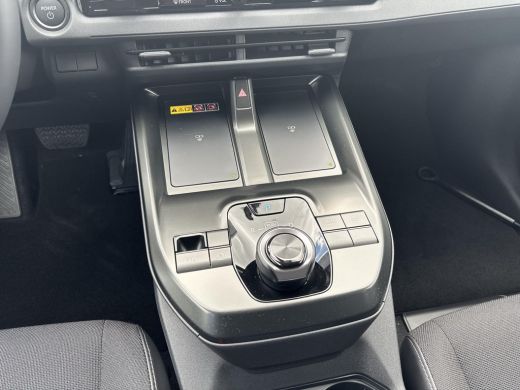Toyota C-HR+ First Edition 77 kWh | Warmte Pomp | 20" LM velgen | ActivLease financial lease