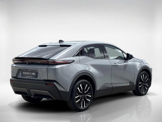 Toyota C-HR+ First Edition 77 kWh | Warmte Pomp | 20" LM velgen | ActivLease financial lease