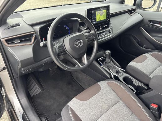 Toyota Corolla Touring Sports 1.8 Hybrid Trek | Parkeer sensoren | Navigatie | Carplay / Android auto | ActivLease financial lease