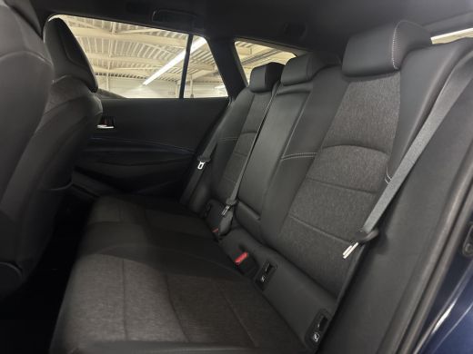 Toyota Corolla Touring Sports Hybrid 140 Dynamic ActivLease financial lease