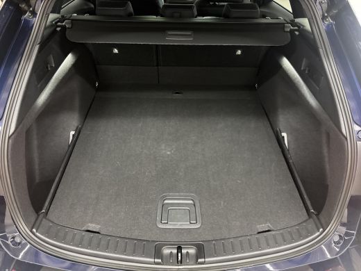 Toyota Corolla Touring Sports Hybrid 140 Dynamic ActivLease financial lease