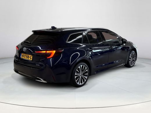 Toyota Corolla Touring Sports Hybrid 140 Dynamic ActivLease financial lease