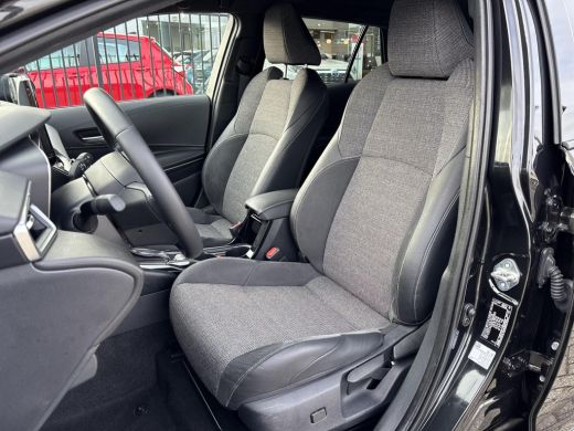 Toyota Corolla Touring Sports Hybrid 140 Dynamic | Parkeersensoren voor & achter | Stoelverwarming | ActivLease financial lease