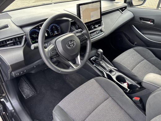 Toyota Corolla Touring Sports Hybrid 140 Dynamic | Parkeersensoren voor & achter | Stoelverwarming | ActivLease financial lease