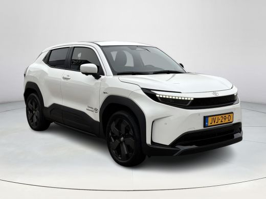 Toyota Urban Cruiser Executive 61 kWh ActivLease financial lease