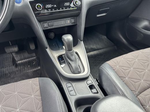 Toyota Yaris Cross 1.5 Hybrid Executive | Rondomzicht camera | Stoel & Stuur verwarming | ActivLease financial lease