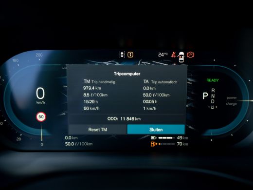 Volvo  XC60 2.0 T8 Plug-in hybrid AWD Plus Dark | Pano | Trekhaak wegkl. | 360 Camera | Head Up | Harman/ Kar... ActivLease financial lease
