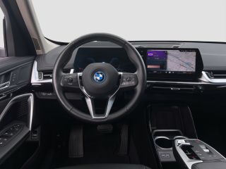 BMW X1 xDrive25e 245pk | Trekhaak | Leder | HUD | 360 camera |