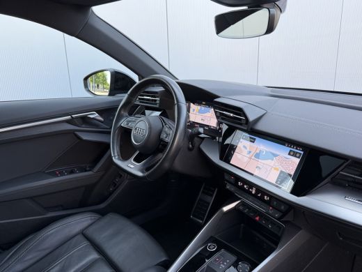 Audi A3 Sportback 45 TFSI e 245pk S edition Competition | Pano | Leder | HUD ActivLease financial lease