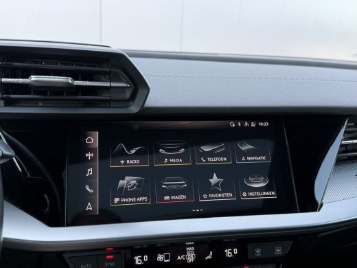 Audi A3 Sportback 45 TFSI e 245pk S edition Competition | Pano | Leder | HUD ActivLease financial lease