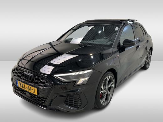 Audi A3 Sportback 45 TFSI e 245pk S edition Competition | Pano | Leder | HUD ActivLease financial lease