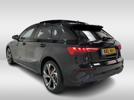 Audi A3 Sportback 45 TFSI e 245pk S edition Competition | Pano | Leder | HUD ActivLease financial lease