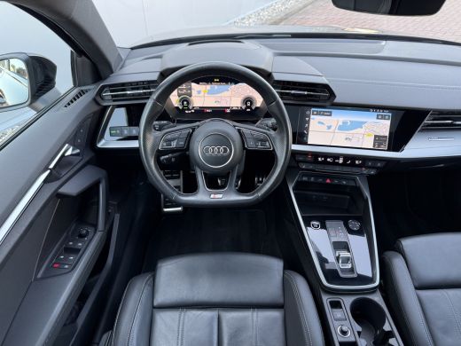 Audi A3 Sportback 45 TFSI e 245pk S edition Competition | Pano | Leder | HUD ActivLease financial lease