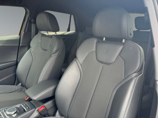 Audi Q2 35 TFSI 150pk S Edition Audi smartphone interface | Optiekpakket Zwart | Parkeersensoren achter ActivLease financial lease