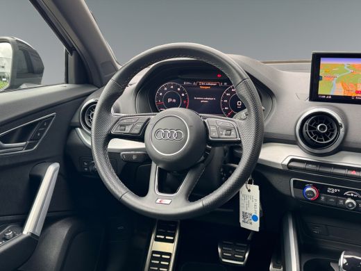 Audi Q2 35 TFSI 150pk S Edition Audi smartphone interface | Optiekpakket Zwart | Parkeersensoren achter ActivLease financial lease