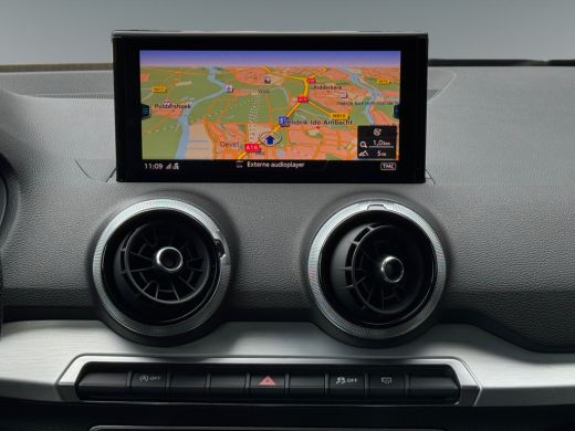 Audi Q2 35 TFSI 150pk S Edition Audi smartphone interface | Optiekpakket Zwart | Parkeersensoren achter ActivLease financial lease