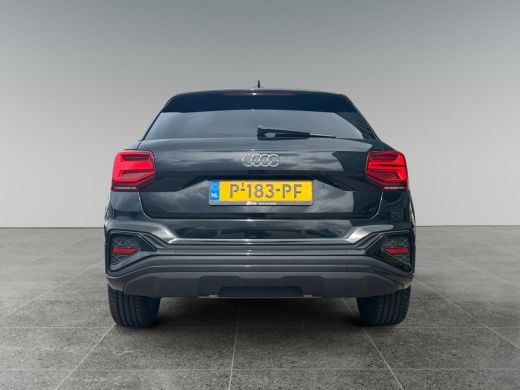 Audi Q2 35 TFSI 150pk S Edition Audi smartphone interface | Optiekpakket Zwart | Parkeersensoren achter ActivLease financial lease