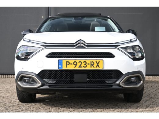 Citroën &euml;-C4 Shine 50kWh 89,3%SOH! 3 Fase | Schuif-/Kanteldak | Navigatie | HUD | Achteruitrijcamera | Apple C... ActivLease financial lease