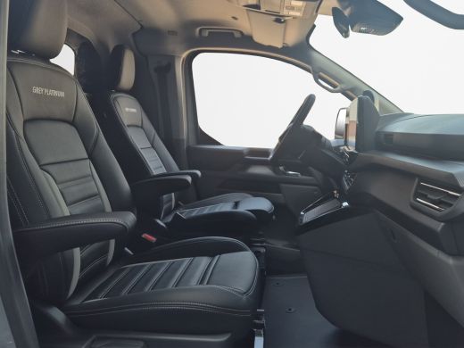 Ford Transit Custom L1H1 PHEV TREND | Plug in hybride | 2300kg trekgewicht | Camera | Trekhaak | ActivLease financial lease