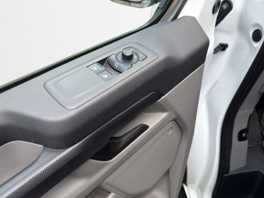 Ford Transit Custom L1H1 PHEV TREND | Plug in hybride | 2300kg trekgewicht | Camera | Trekhaak | ActivLease financial lease