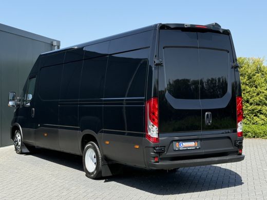 Iveco Daily 35C21 3.0 210 PK AUTOMAAT L3H2 N1 / MOTORSPORT INRICHTING / LUIFEL / LUCHTSLANG / DUBBEL LUCHT / ... ActivLease financial lease