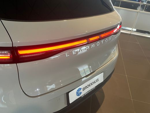 Leapmotor B10 Design ProMax 67.1 kWh VOORRAAD KORTING &euro;1500,- | Vanaf &euro;499,- Private Lease per maand ! | 435KM ... ActivLease financial lease