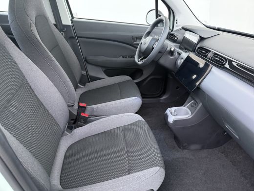 Leapmotor T03 Design 37.3 kWh | &euro;1500 korting!! | Achteruitrijcamera | Cruise control adaptief | Dodehoek detectie ActivLease financial lease