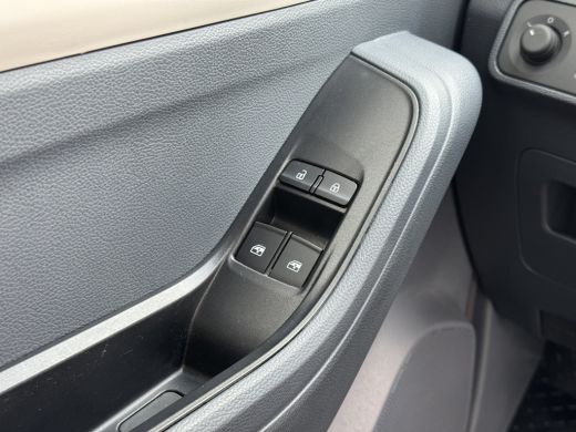 Maxus eDeliver3 50kWh 122PK Nieuw! Open Laadbak 327km WLTP 100% Elektrisch Airco Cruise Control Carplay Camera Pr... ActivLease financial lease