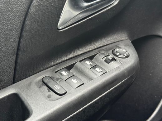 Opel Corsa 1.2 TURBO HYBRID 100PK GS AUTOMAAT / NAVI / LEDER / AIRCO / LED / PDC / 16" LMV / CAMERA / 1E EIG... ActivLease financial lease