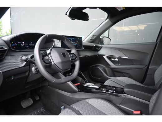 Peugeot e-2008 EV Allure Avantage 54 kWh 96%SOH! 3 Fase | Tot 8 Jaar Garantie! | Achteruitrijcamera | Adaptive C... ActivLease financial lease