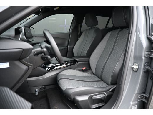 Peugeot e-2008 EV Allure Avantage 54 kWh 96%SOH! 3 Fase | Tot 8 Jaar Garantie! | Achteruitrijcamera | Adaptive C... ActivLease financial lease
