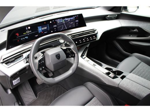 Peugeot e-3008 Allure Avantage 210 73 kWh | Navigatie | Warmtepomp | Trekhaak | All season | Camera 360 | Stoelv... ActivLease financial lease