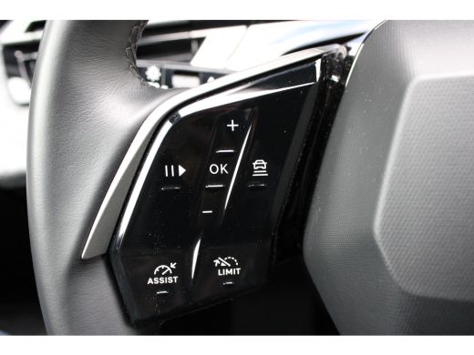 Peugeot e-3008 Allure Avantage 210 73 kWh | Navigatie | Warmtepomp | Trekhaak | All season | Camera 360 | Stoelv... ActivLease financial lease