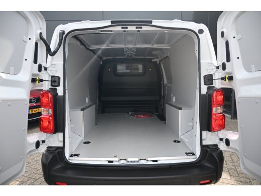 Peugeot e-Expert EV L3 75 kWh DEMO-DEAL! Tot 8 Jaar Garantie! | Navigatie | Betimmering | Achteruitrijcamera | Cru... ActivLease financial lease