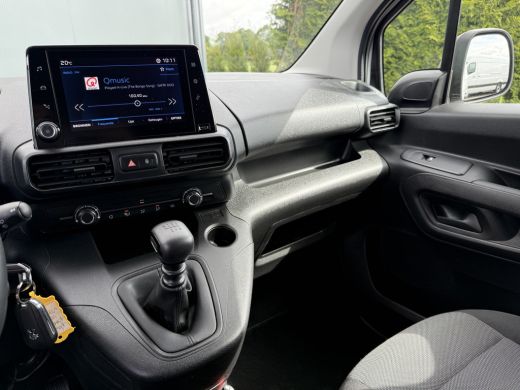 Peugeot Partner 1.5 BlueHDi 102 PK / L1H1 / 1e EIG. / AIRCO / CRUISE / CARPLAY / SCHUIFDEUR / ZEER NETJES! ActivLease financial lease