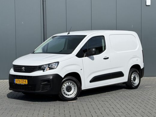 Peugeot Partner 1.5 BlueHDi 102 PK / L1H1 / 1e EIG. / AIRCO / CRUISE / CARPLAY / SCHUIFDEUR / ZEER NETJES! ActivLease financial lease