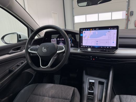 Volkswagen Golf Variant 1.5 eTSI 150pk DSG Style | Pano dak ActivLease financial lease