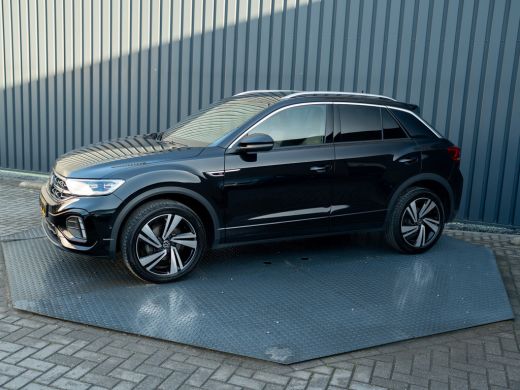 Volkswagen T-Roc 1.5 TSI R-Line Business | Side Assist | Keyless | Camera | Elk. A-klep | IQ Light | Prijs Rijklaar!! ActivLease financial lease