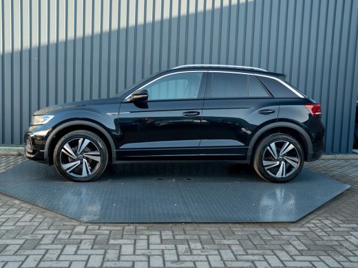 Volkswagen T-Roc 1.5 TSI R-Line Business | Side Assist | Keyless | Camera | Elk. A-klep | IQ Light | Prijs Rijklaar!! ActivLease financial lease