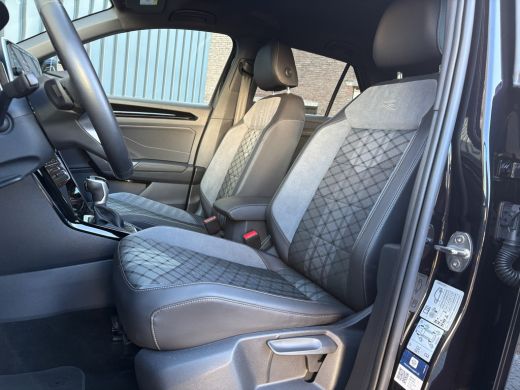 Volkswagen T-Roc 1.5 TSI R-Line Business | Side Assist | Keyless | Camera | Elk. A-klep | IQ Light | Prijs Rijklaar!! ActivLease financial lease