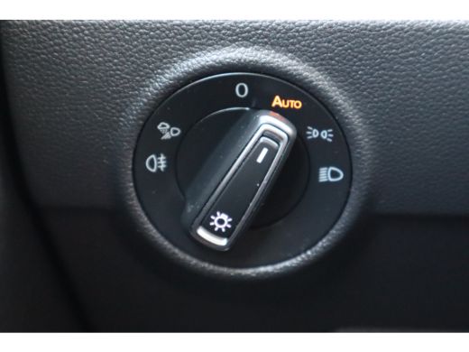 Volkswagen T-Roc 1.5 TSI Style 150PK | Airco (automatisch) | Apple Carplay/Android Auto|telefoonintegratie premium... ActivLease financial lease