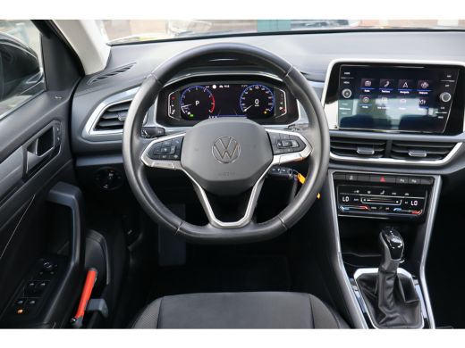 Volkswagen T-Roc 1.5 TSI Style 150PK | Airco (automatisch) | Apple Carplay/Android Auto|telefoonintegratie premium... ActivLease financial lease