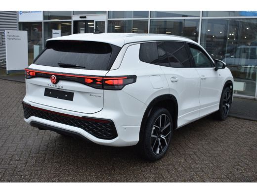 Volkswagen Tayron R-Line Edition | Trekhaak | 'App-Connect' draadloze smartphone integratie | Automatische afstands... ActivLease financial lease