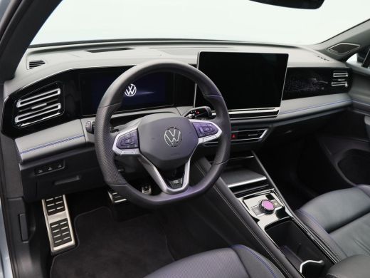 Volkswagen Tiguan 1.5 eHybrid 272 Pk Automaat R-Line Edition | Black Style | Trekhaak | Panorama dak | Stoelverwarm... ActivLease financial lease