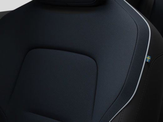 Volvo  EX30 P3 150PK Plus Long Range Europa 69 kWh | Stoel&Stuur Verw. | Elec Stoelen | HK Audio | Adap Cruise ActivLease financial lease