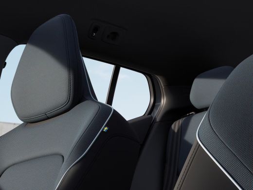 Volvo  EX30 P3 150PK Plus Long Range Europa 69 kWh | Stoel&Stuur Verw. | Elec Stoelen | HK Audio | Adap Cruise ActivLease financial lease