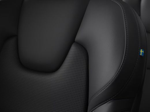 Volvo  XC90 T8 Plug-in hybrid AWD Ultra Black Ed. Exec. | 2 stoelen op derde rij | Bowers & Wilkins audiosyst... ActivLease financial lease