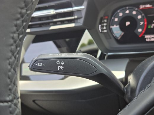Audi A3 Limousine 30 TFSI Pro Line NL-AUTO | 1STE EIGENAAR | SPORT ONDERSTEL ActivLease financial lease